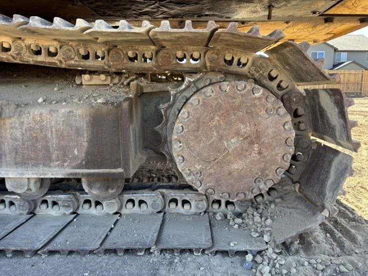 2013-komatsu-pc360-lc-10-image-12
