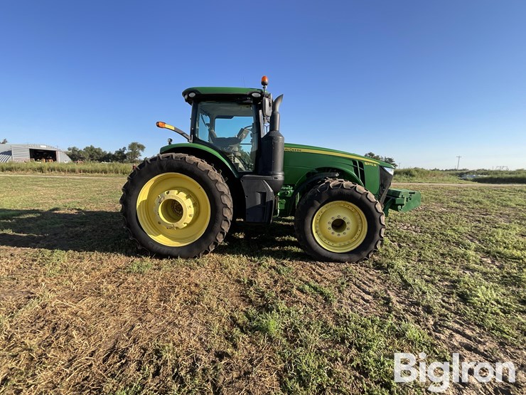 2016-john-deere-8370r-image-4