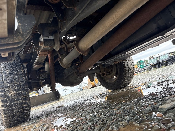 2016-ford-f350-image-32