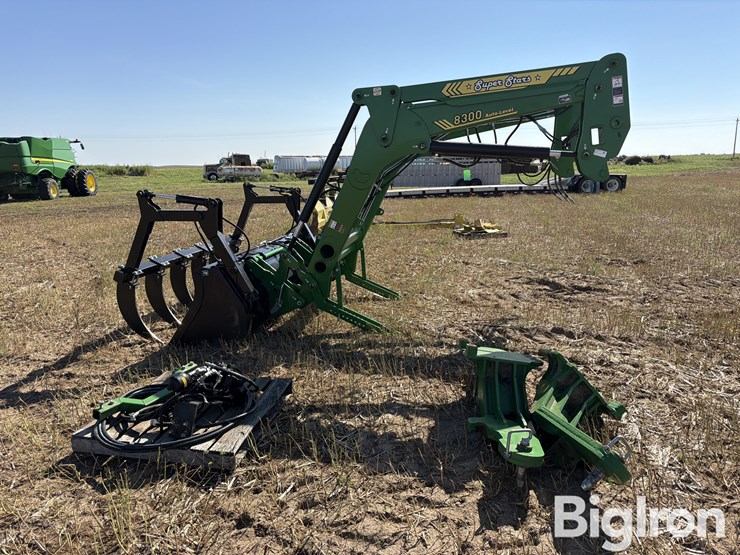 super-stars-8300-auto-level-grapple-loader-image-7