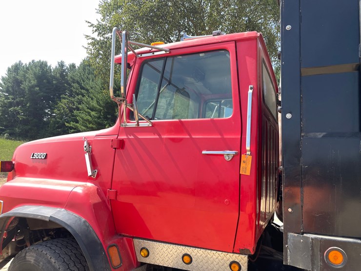 1980-ford-l9000-image-27