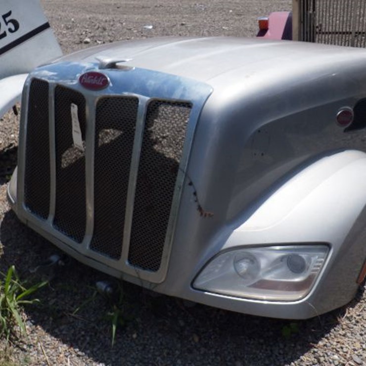 PETERBILT 579