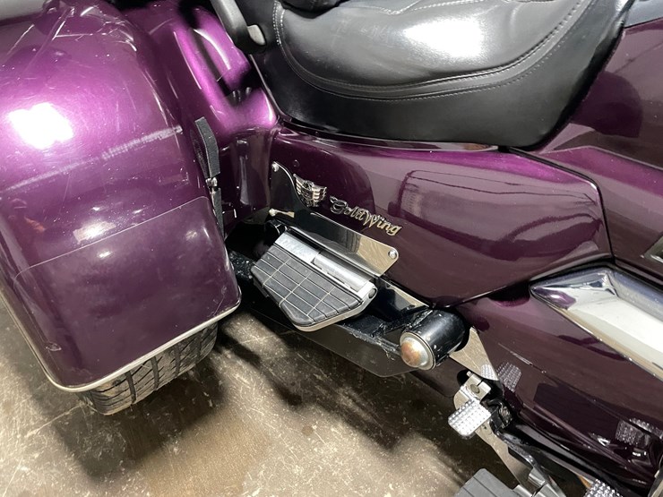 #301-•-1995-honda-goldwing-trike-(has-wi-title)-image-32