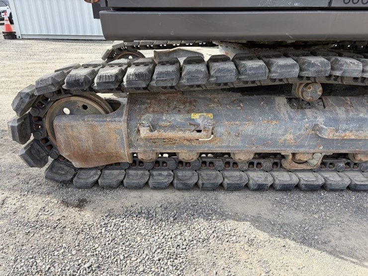 2020-volvo-ec140el-image-17