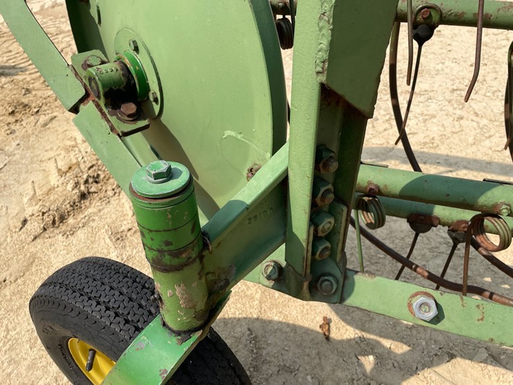 john-deere-350-image-32