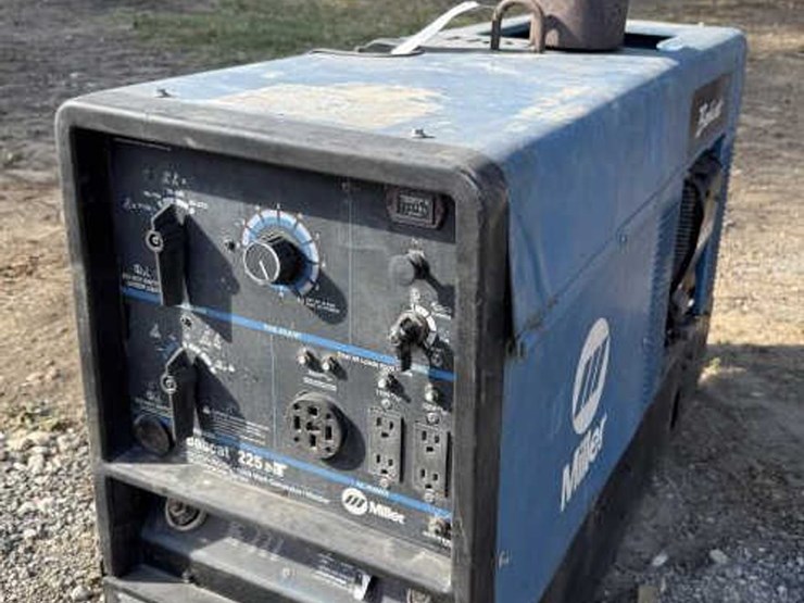 miller-bobcat-225-image-1