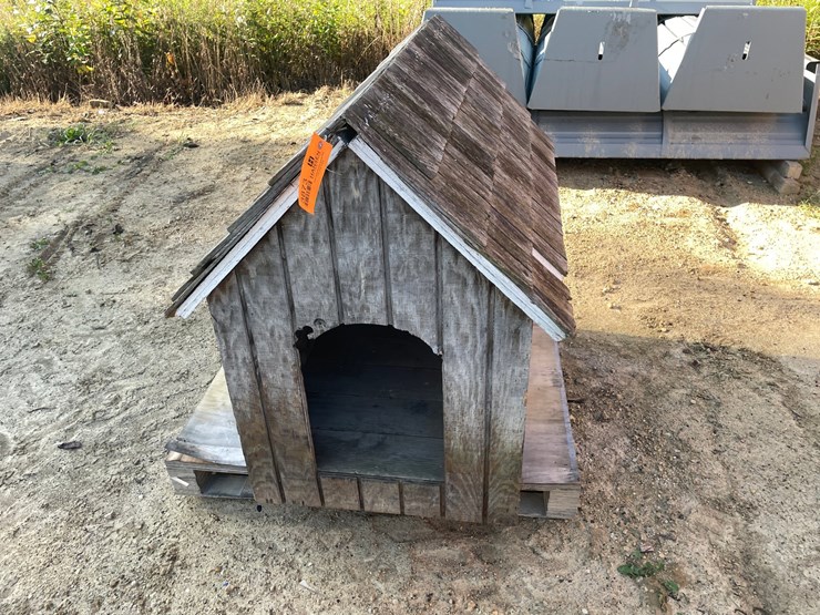 #3873-•-home-made-doghouse-image-2