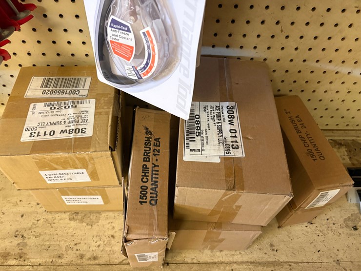 hardware-contents-of-pegboard-image-6