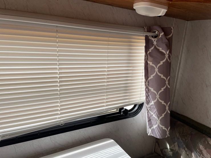 #320-•-2000-salem-smt-27bh-salem-camper-(has-wi-title)-image-138