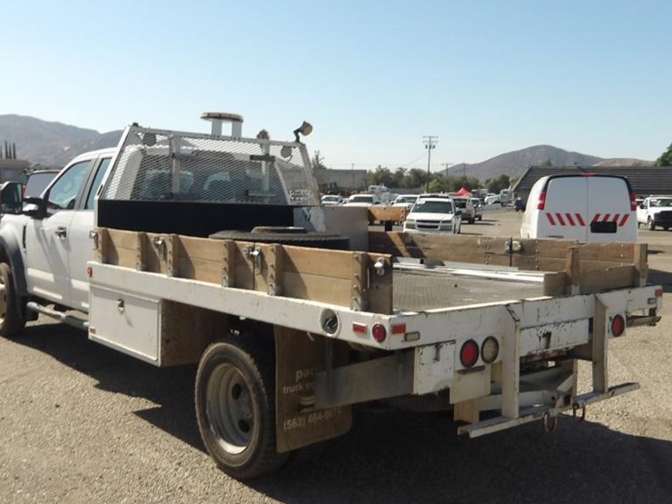 2017-ford-f550-image-4