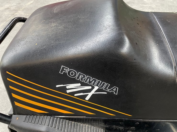 #1233-•-1990-ski-doo-formula-mx-440-(sells-with-bill-of-sale-only)-image-10