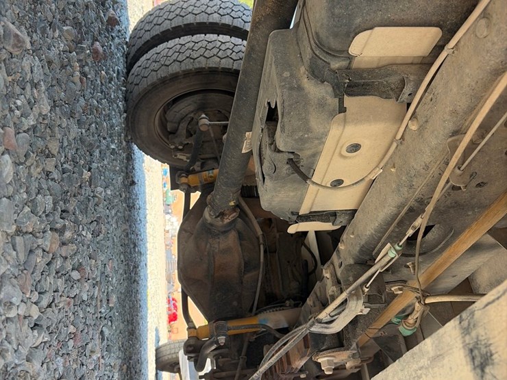 2019-ford-f550-image-33