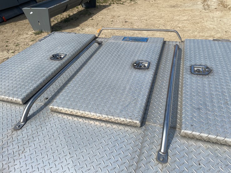 #3845-•-semi-aluminum-headache-rack-image-8
