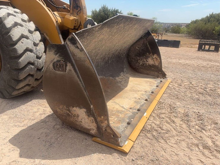 caterpillar-966k-image-8