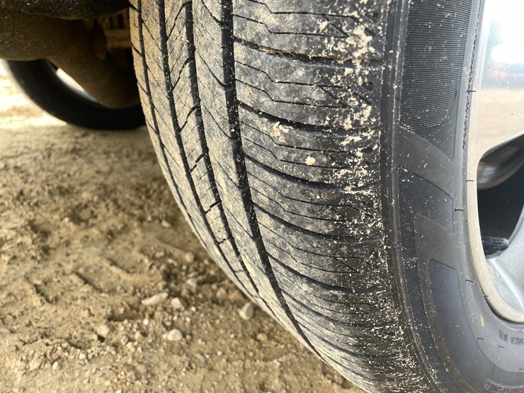 2011-jeep-grand-cherokee-laredo-image-130