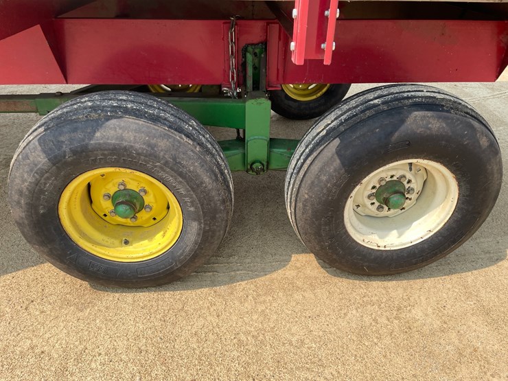 2013-john-deere-770-image-19