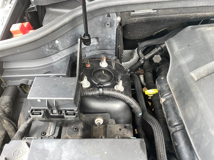2011-jeep-grand-cherokee-laredo-image-106