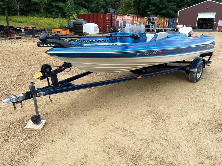 #1258-•-1988-18'-bayliner-bass-trophy-boat-(has-wi-title)-image-1