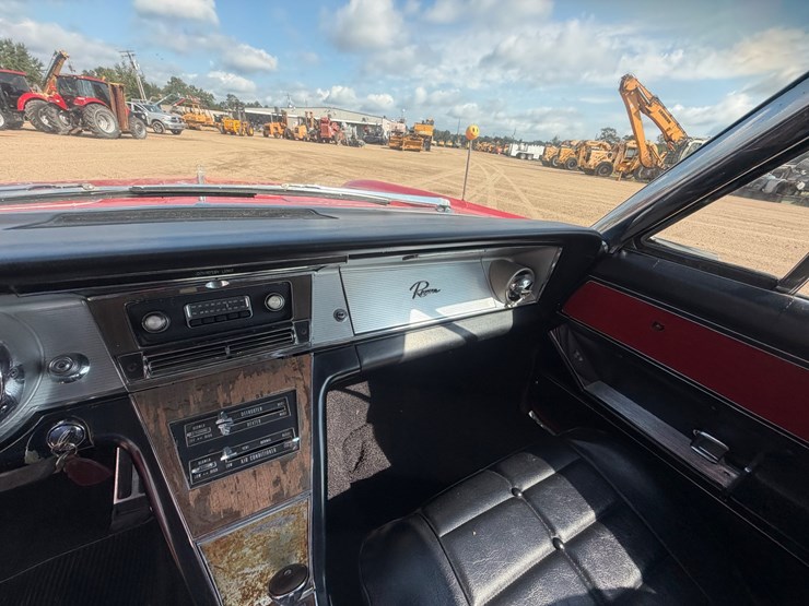 #143-•-1964-buick-riviera-image-55