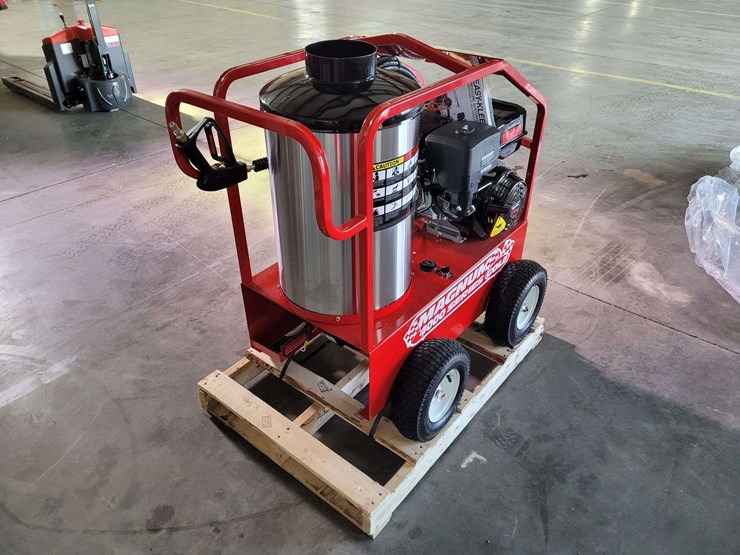 magnum-4000-series-gold-pressure-washer-w/wand-image-5