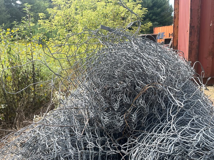 #3859-•-(3)-rolls-of-chain-link-fencing-image-15