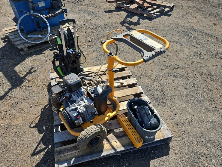 ryobi-gas-pressure-washer,-image-1