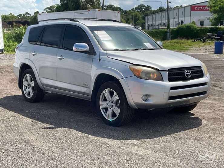 2006-toyota-rav4-image-2