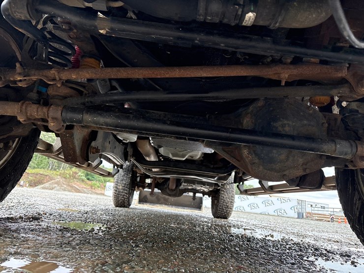 2016-ford-f350-image-30
