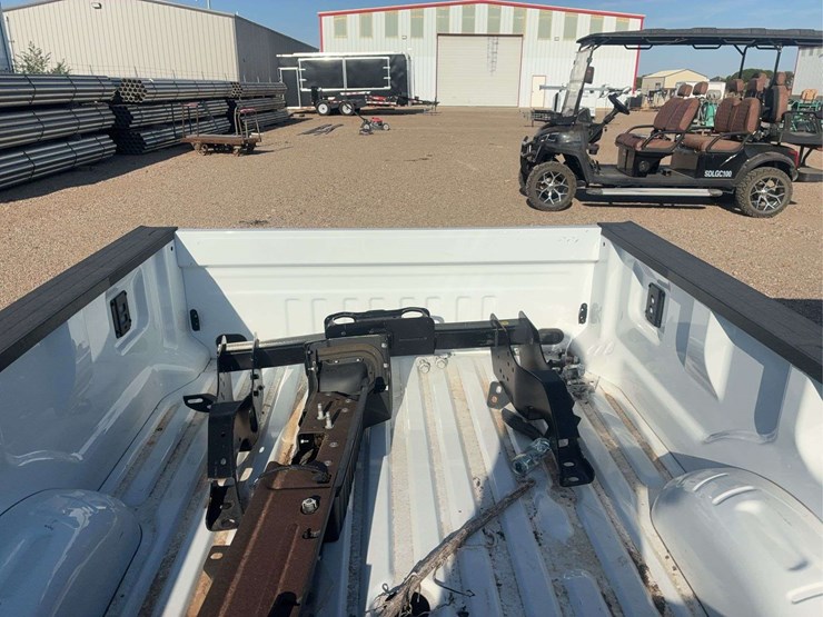 2023-ford-truck-bed-image-10