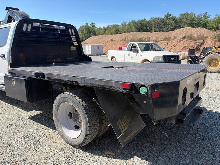 2019-ford-f550-image-12