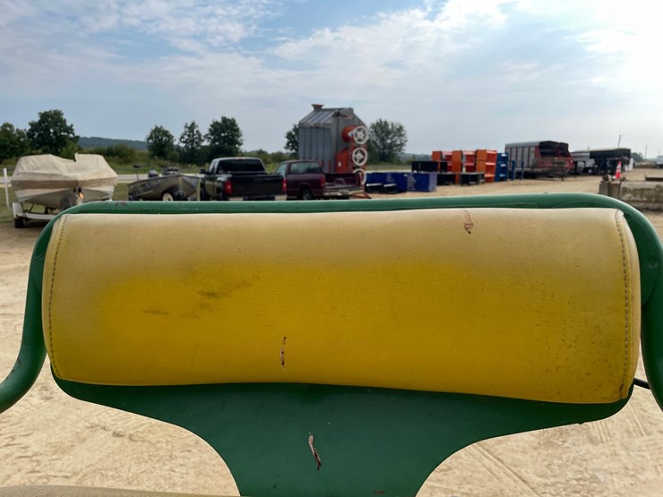 john-deere-730-image-43