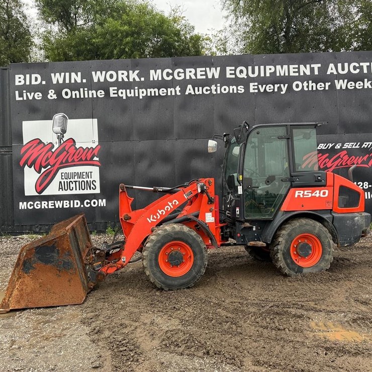 2023 KUBOTA R540