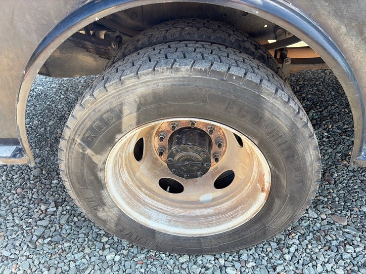 2019-ford-f550-image-57