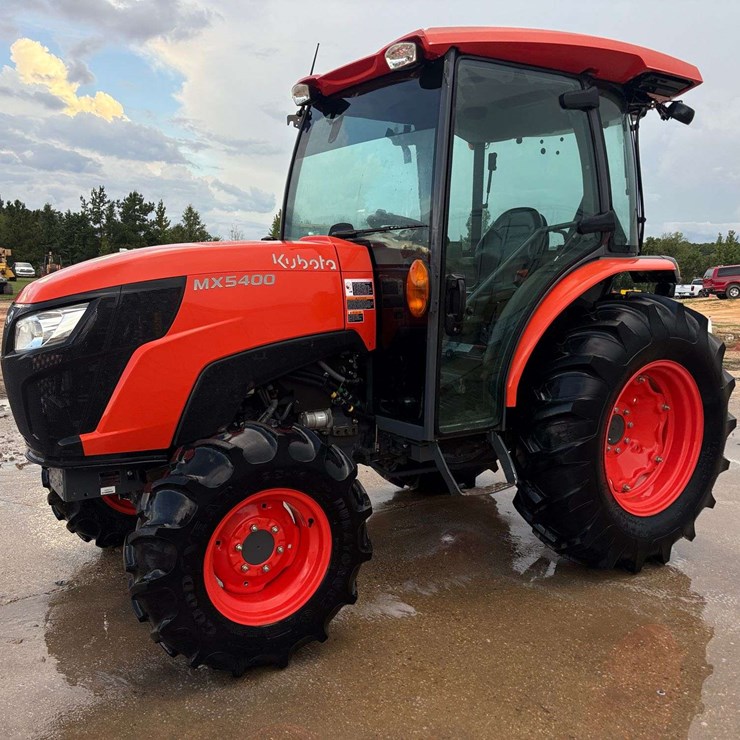 2021 KUBOTA MX5400DTC