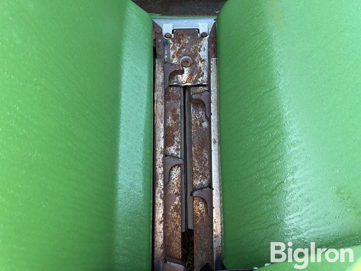 2019-john-deere-712c-image-19