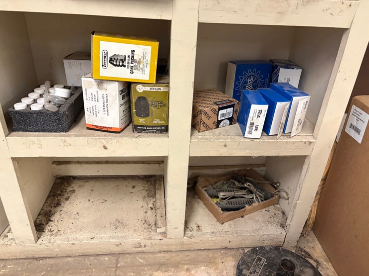 18-bin-shelf-w/-contents-image-7