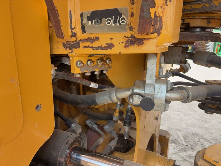 2012-caterpillar-950k-image-43