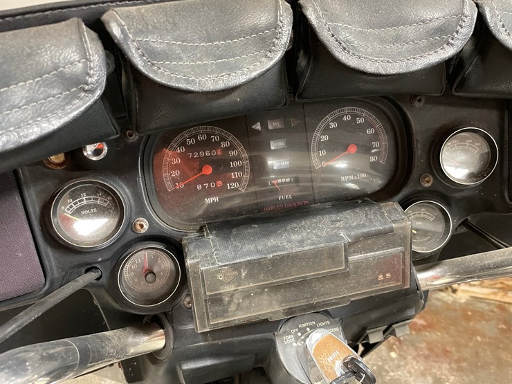 #1251-•-1986-harley-davidson-electric-glide-classic-motorcycle-(has-wi-title)-image-50
