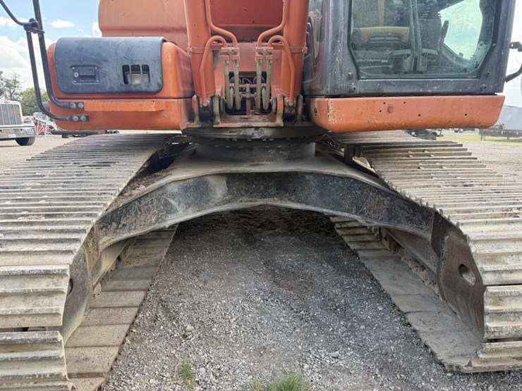 doosan-dx225-lc-3-image-12