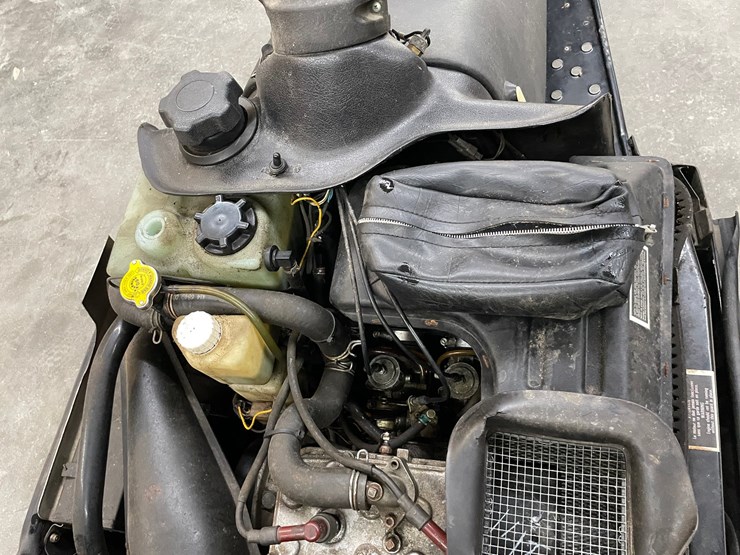 #1233-•-1990-ski-doo-formula-mx-440-(sells-with-bill-of-sale-only)-image-58