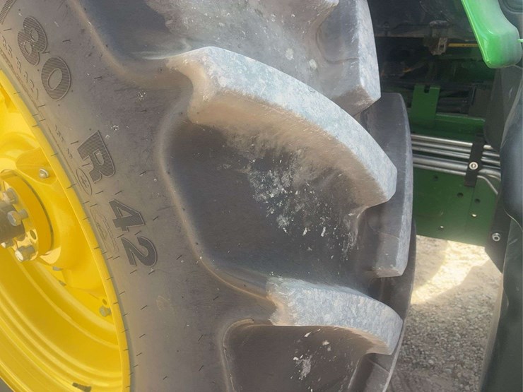 2022-john-deere-r-image-57