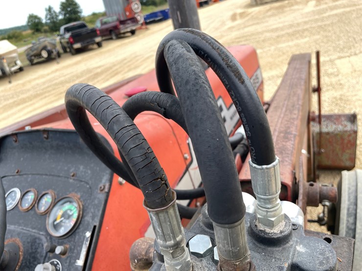 massey-ferguson-265-image-54
