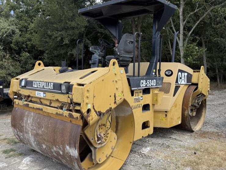 caterpillar-cb-534d-image-1