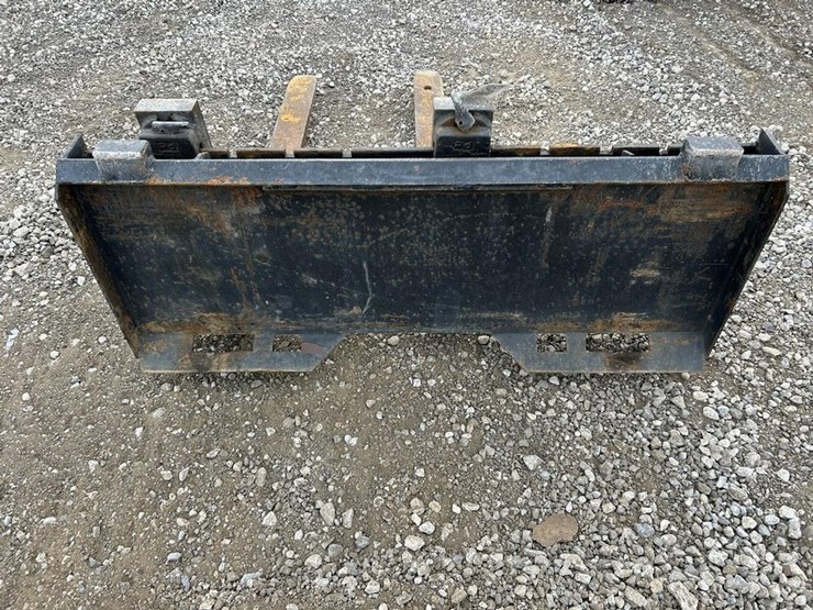 42"-skid-steer-pallet-fork-no-mast-image-3