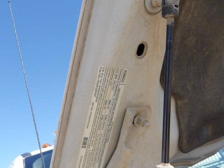 2017-ford-f550-image-11