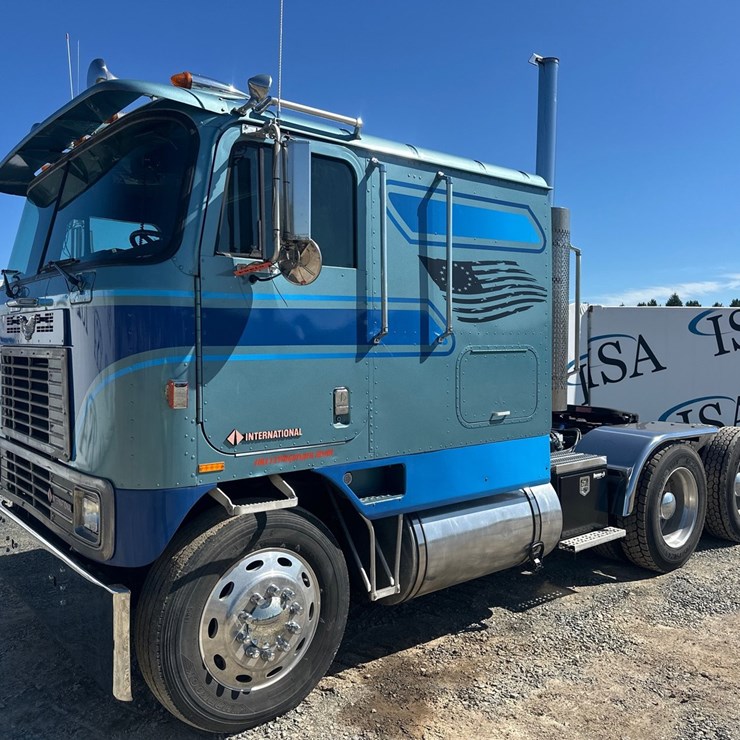1990 INTERNATIONAL 9600
