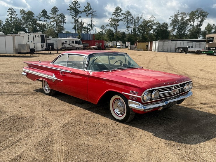 #128-•-1960-chevrolet-impala-2-door-hardtop-–-348-v8-image-35
