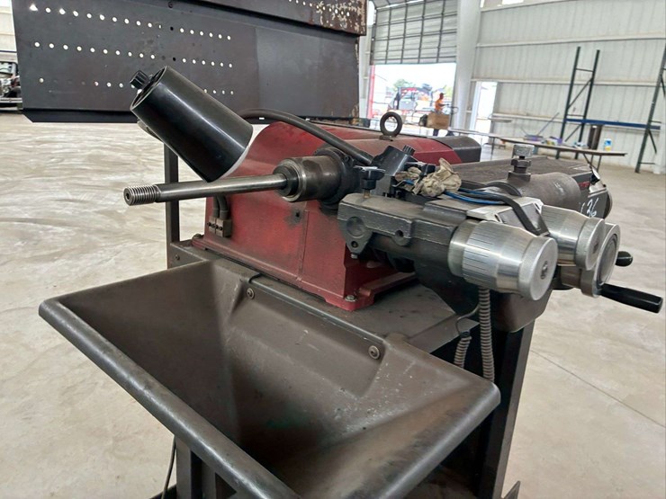 bl505-hunter-precision-brake-service-image-8