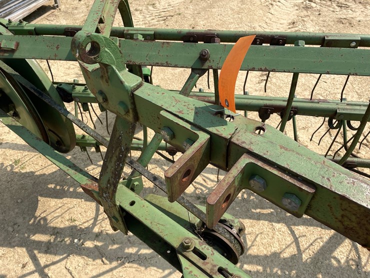john-deere-350-image-10