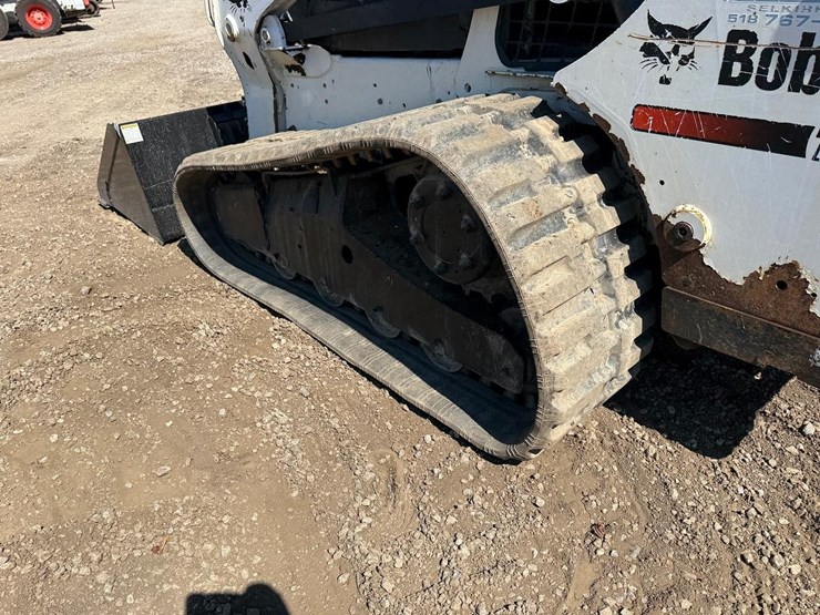2015-bobcat-t650-image-16